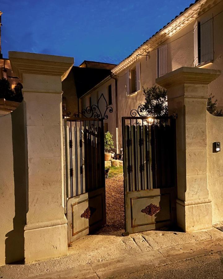 Maison 1823 - Suites De Charme A Garons Екстер'єр фото